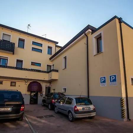 Al Piccolo Hotel Mestre